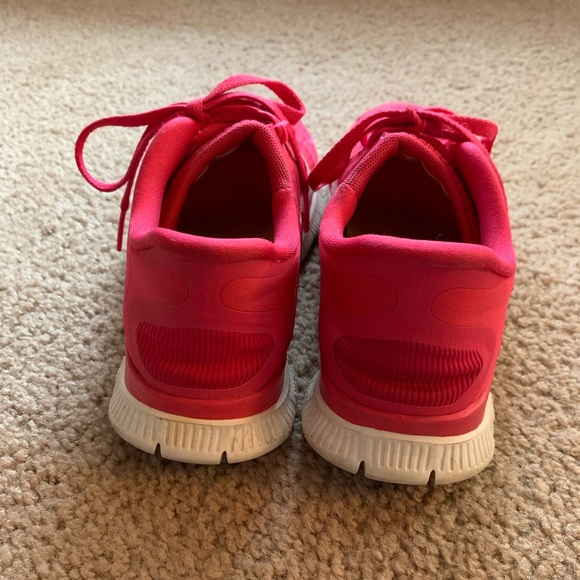 NIKE FREE RUN 4.0 SIZE 6 HOT PINK - Picture 3 of 6